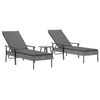 vidaXL Chaises longues lot de 2 avec table et coussins gris poly rotin